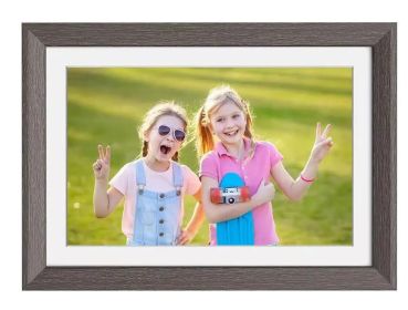 Touch Screen WiFi Digital Photo Frame with Auto-Rotate 32GB Storage Share Photos and Vedios Instantly via Frameo